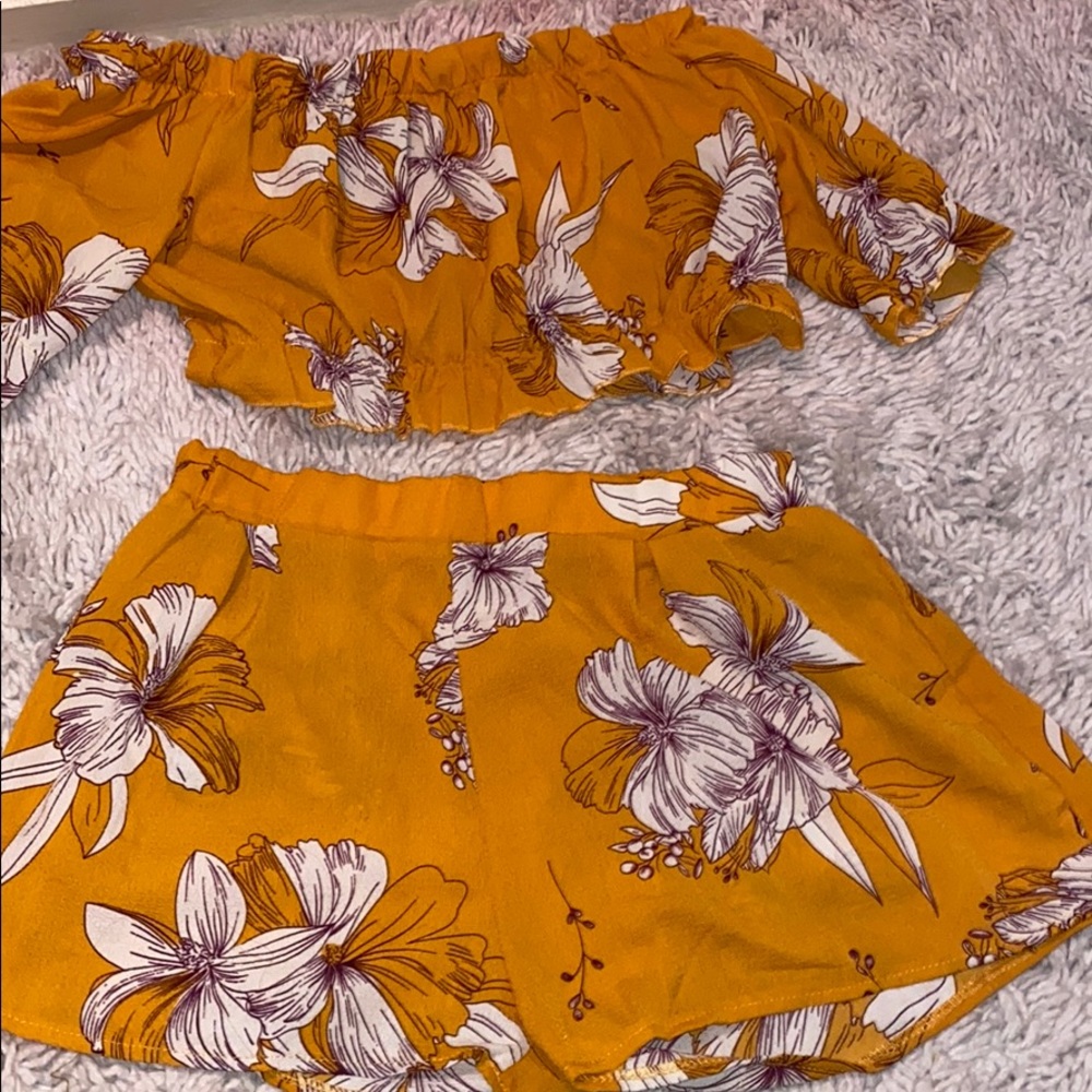 Yellow Floral Set NEVER WORN